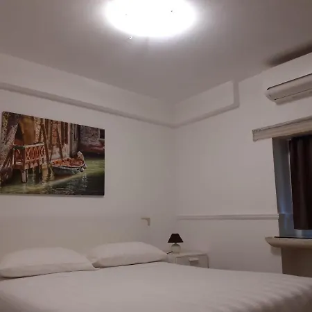Castello Ground Floor Appartement Venise