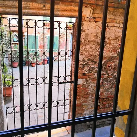 Castello Ground Floor Appartement