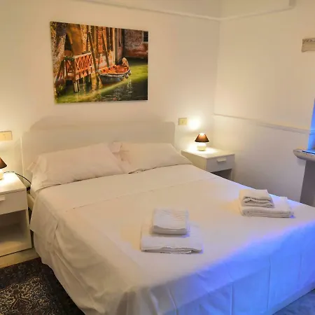 Castello Ground Floor Appartement Venise